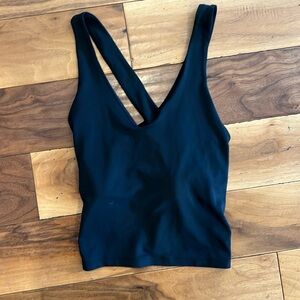 The girlfriend collective black workout top size large